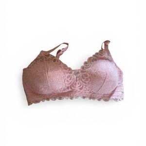 🩷💲6️⃣ {{ b r a }} BALI Lace Bra in Soft Pink